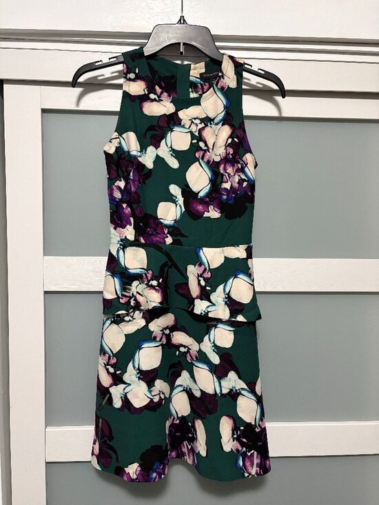 Banana Republic Dresses & Skirts - Banana Republic 00P 00 Petite Green Purple FLoral Mini Dress Sleeveless EUC